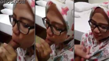 Definisi Video Viral Indonesia Latest Trending Peliku Bergejolak Saat Menyentuh Behel Adik Imut Ini Top New Wikwik Brutal